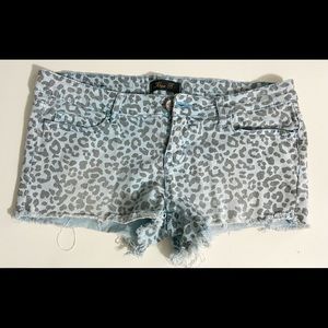 NWOT Jean Shorts